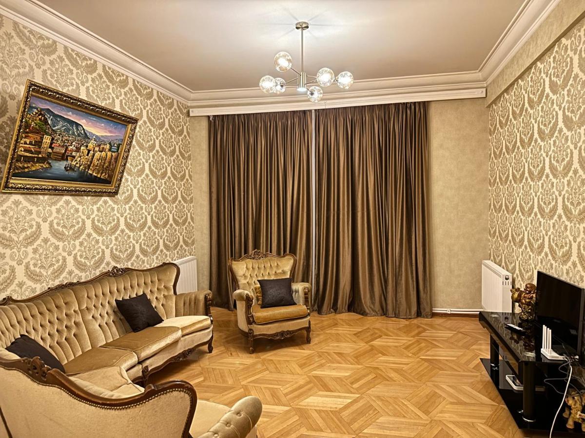 4 Bedroom Suite Apartment Ln Tbilisi City Exterior foto