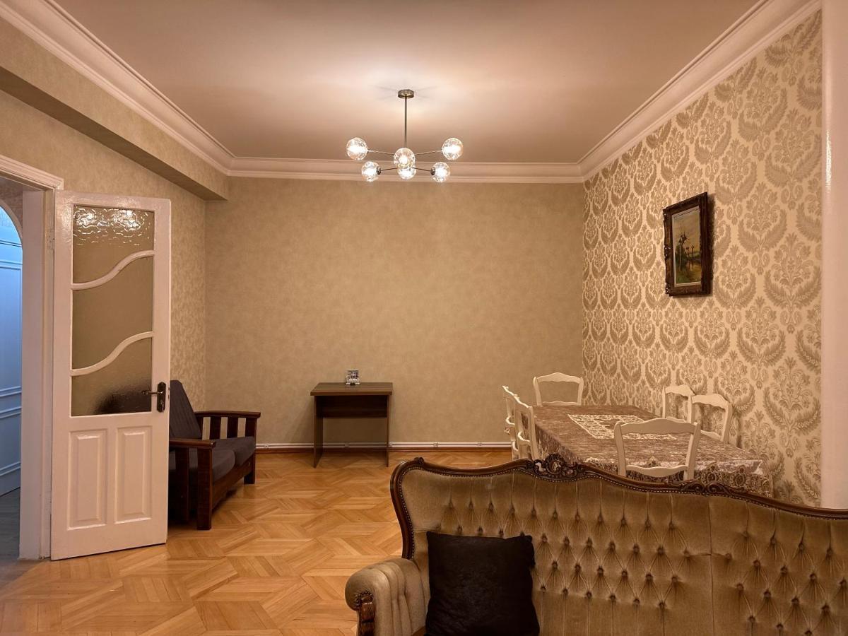 4 Bedroom Suite Apartment Ln Tbilisi City Exterior foto