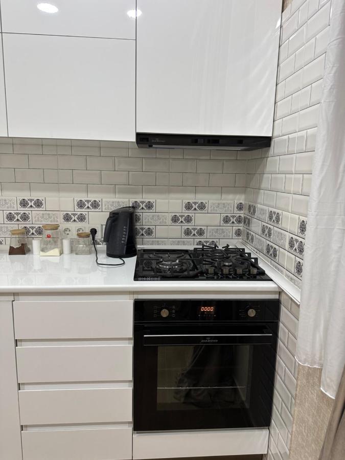 4 Bedroom Suite Apartment Ln Tbilisi City Exterior foto