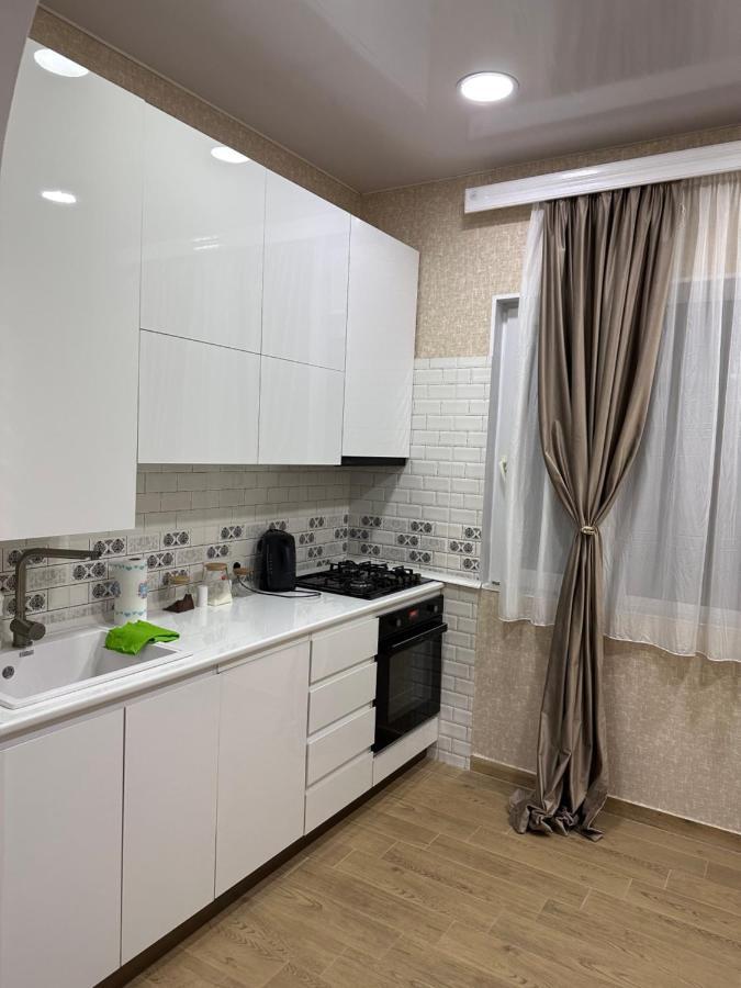 4 Bedroom Suite Apartment Ln Tbilisi City Exterior foto